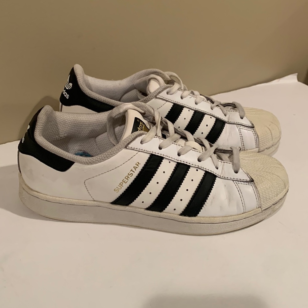 Woman’s Adidas SUPERSTAR Clamshell sneakers 7.5